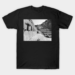 vintage Ollantaytambo Peru T-Shirt